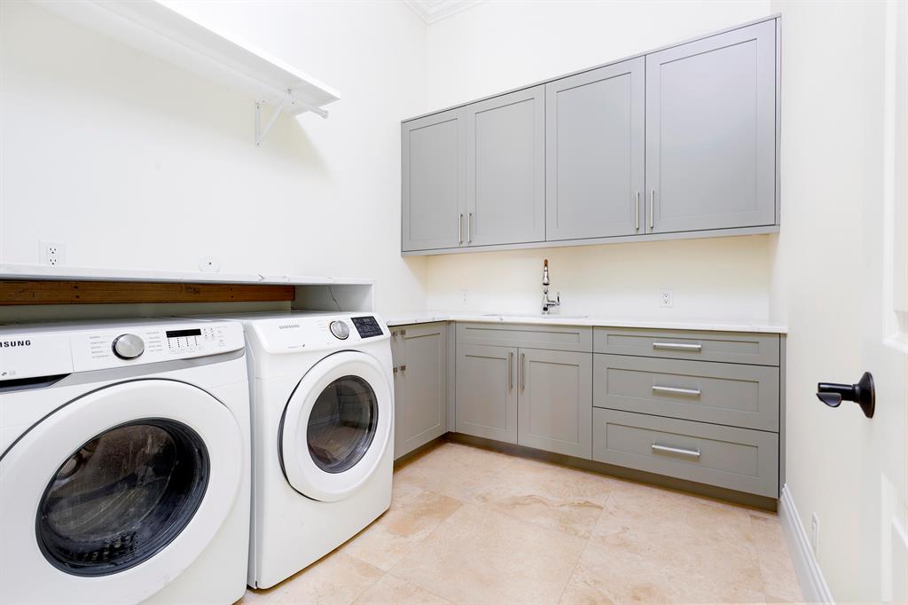 PALM BEACH POINT - Residential