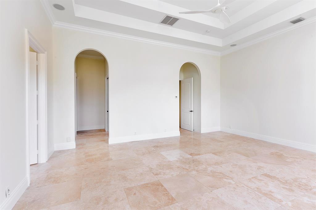 PALM BEACH POINT - Residential