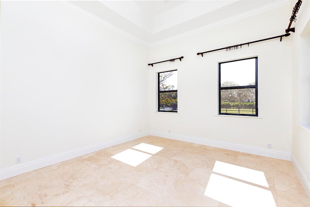 PALM BEACH POINT - Residential