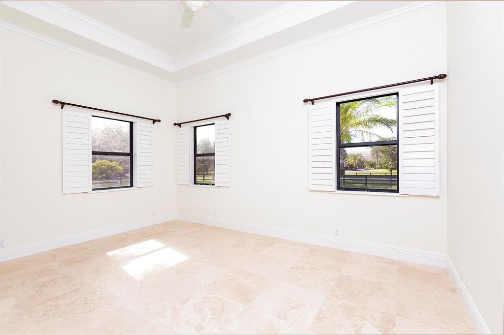 PALM BEACH POINT - Residential