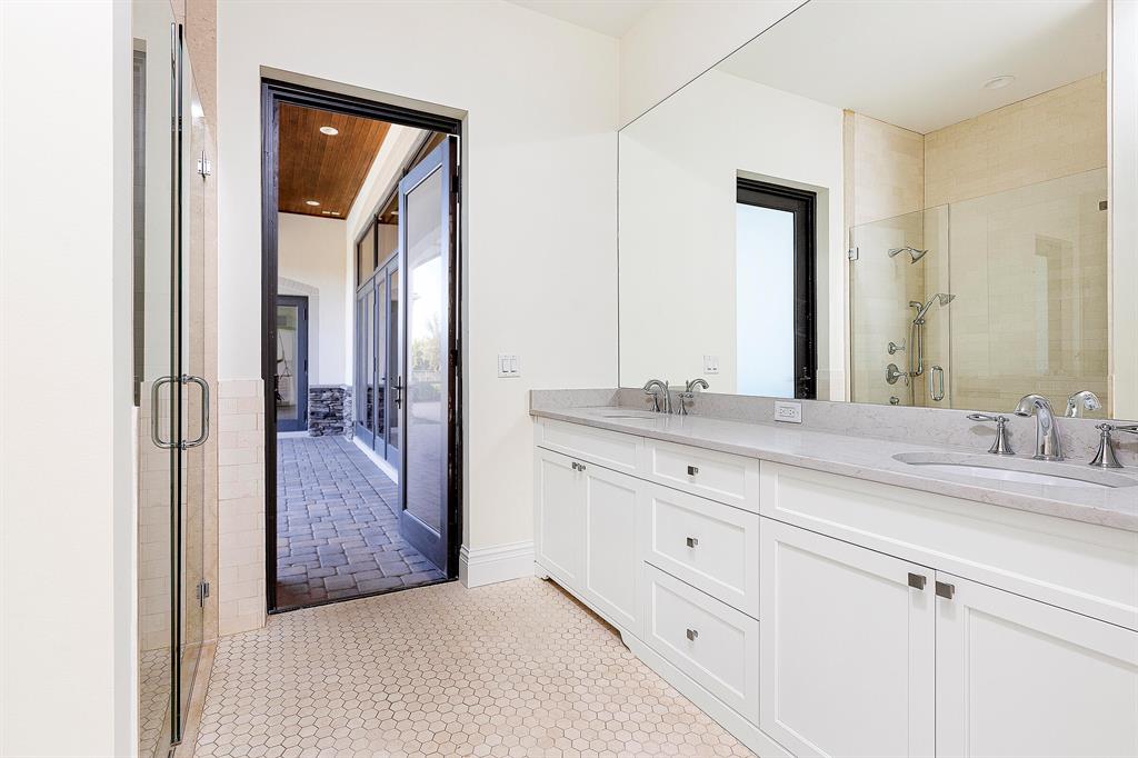 PALM BEACH POINT - Residential