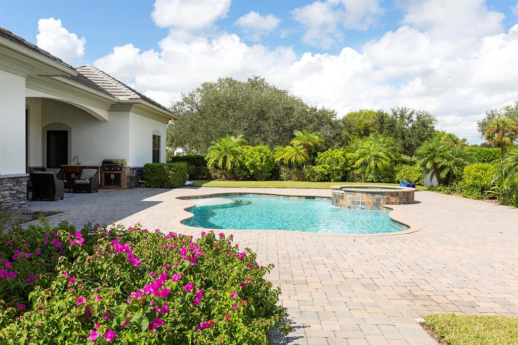 PALM BEACH POINT - Residential