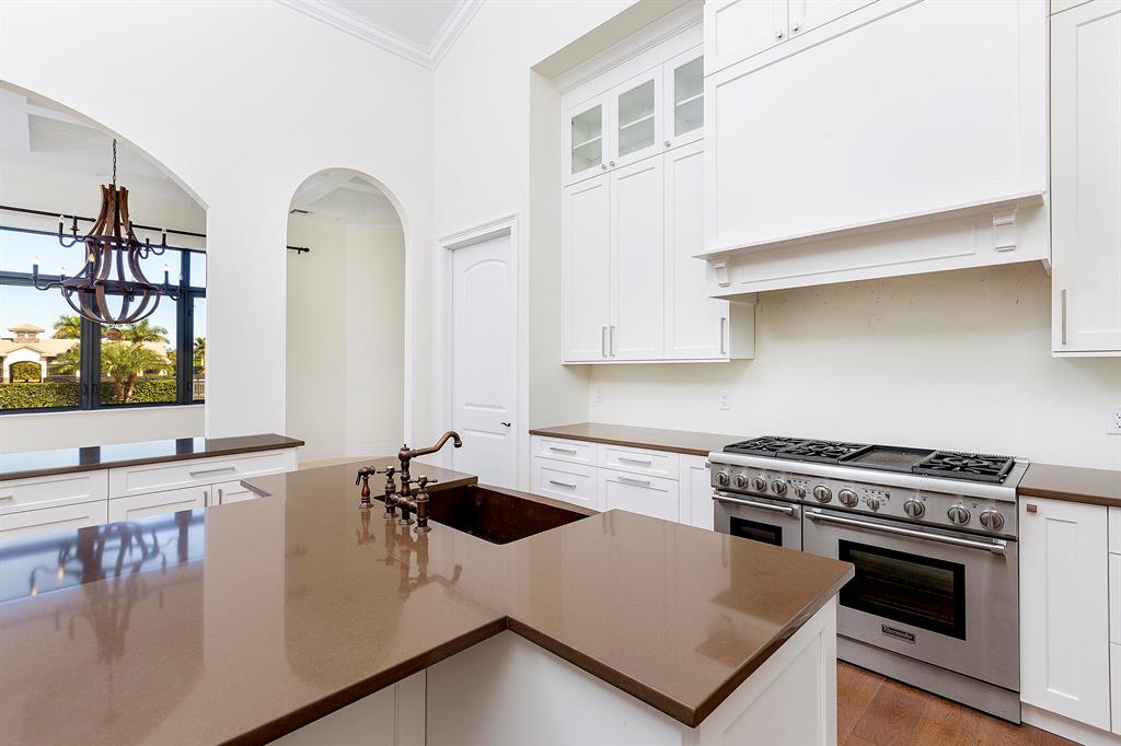 PALM BEACH POINT - Residential