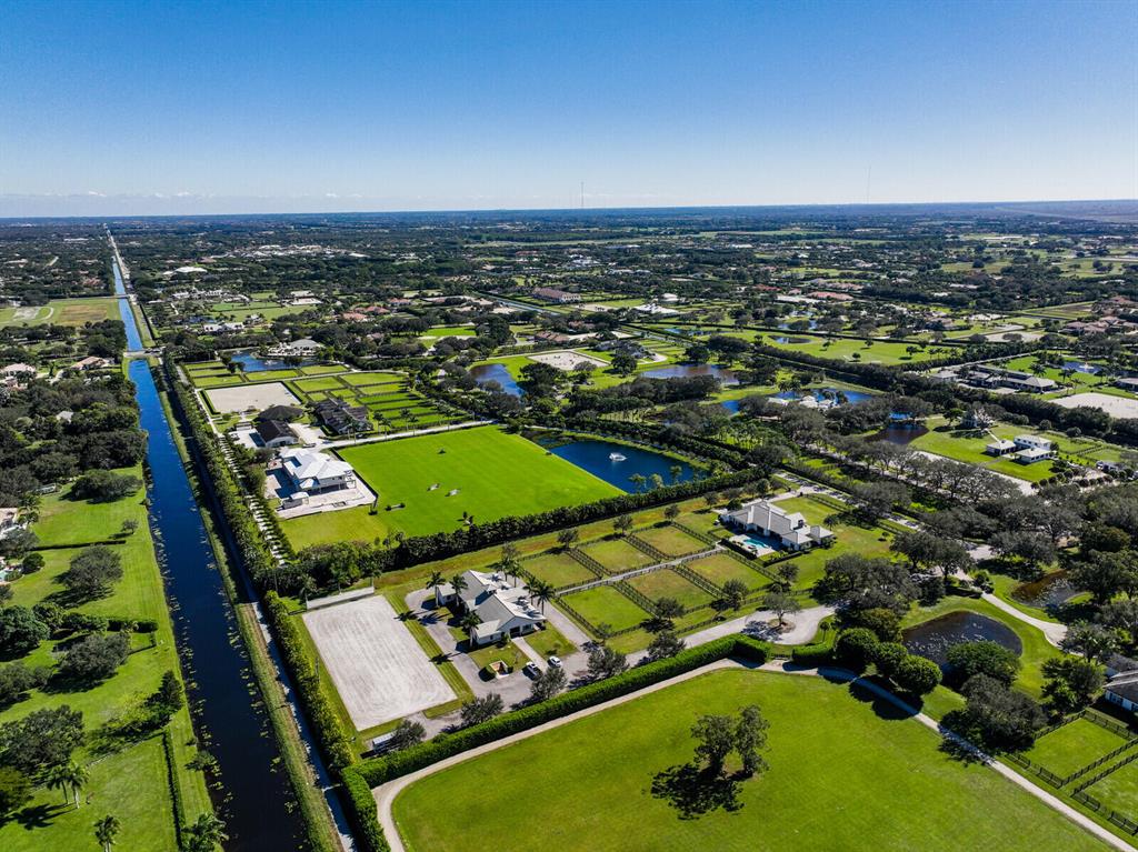 PALM BEACH POINT - Residential