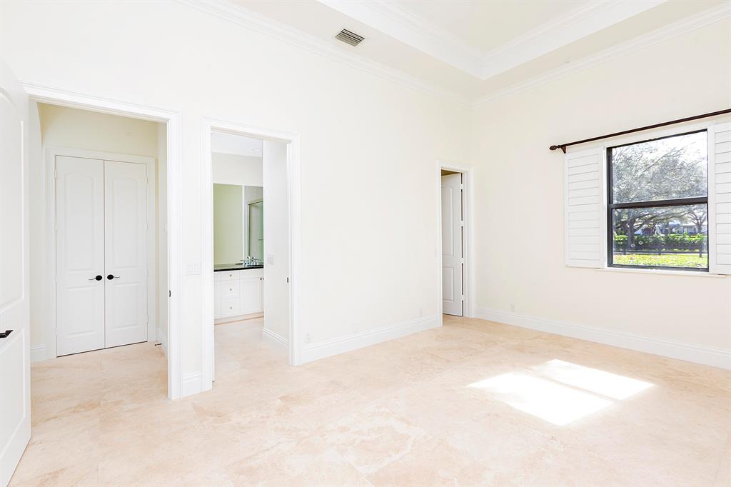 PALM BEACH POINT - Residential