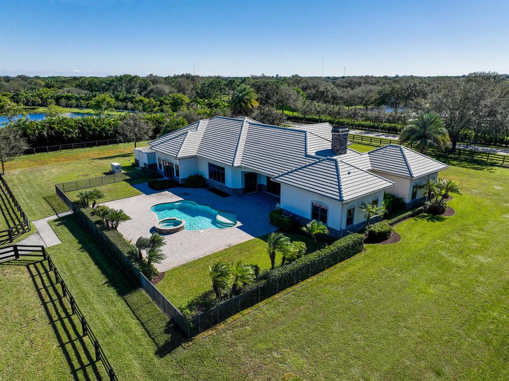 PALM BEACH POINT - Residential