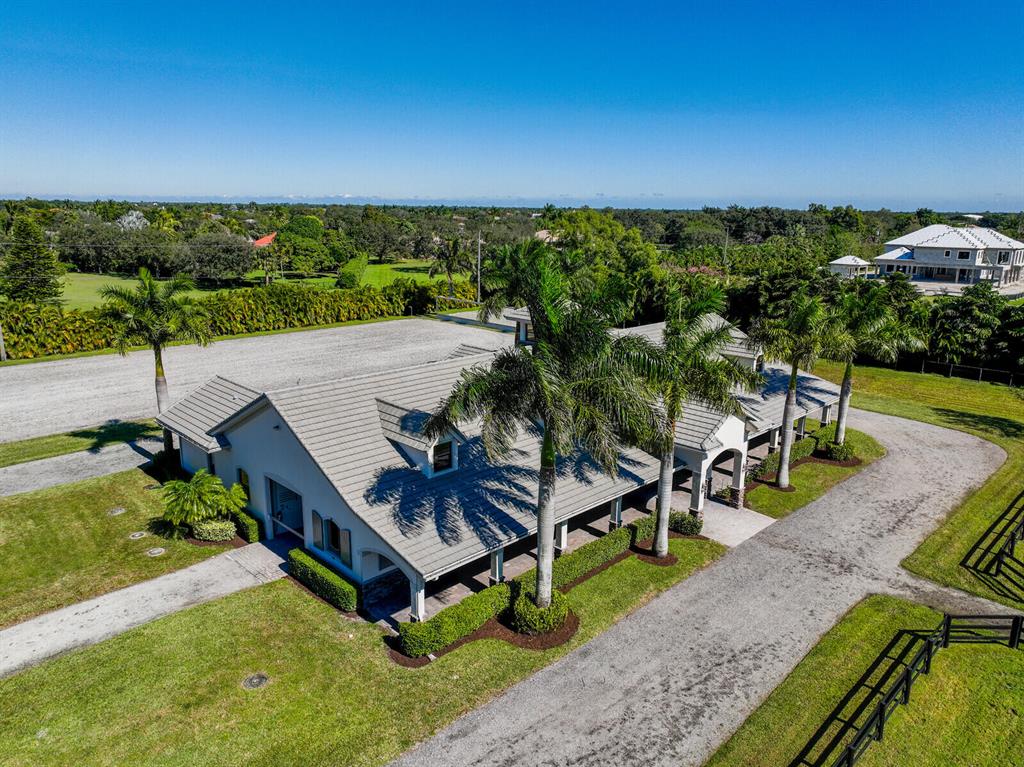 PALM BEACH POINT - Residential