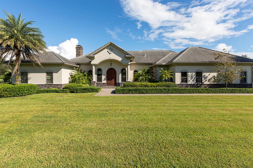 PALM BEACH POINT - Residential