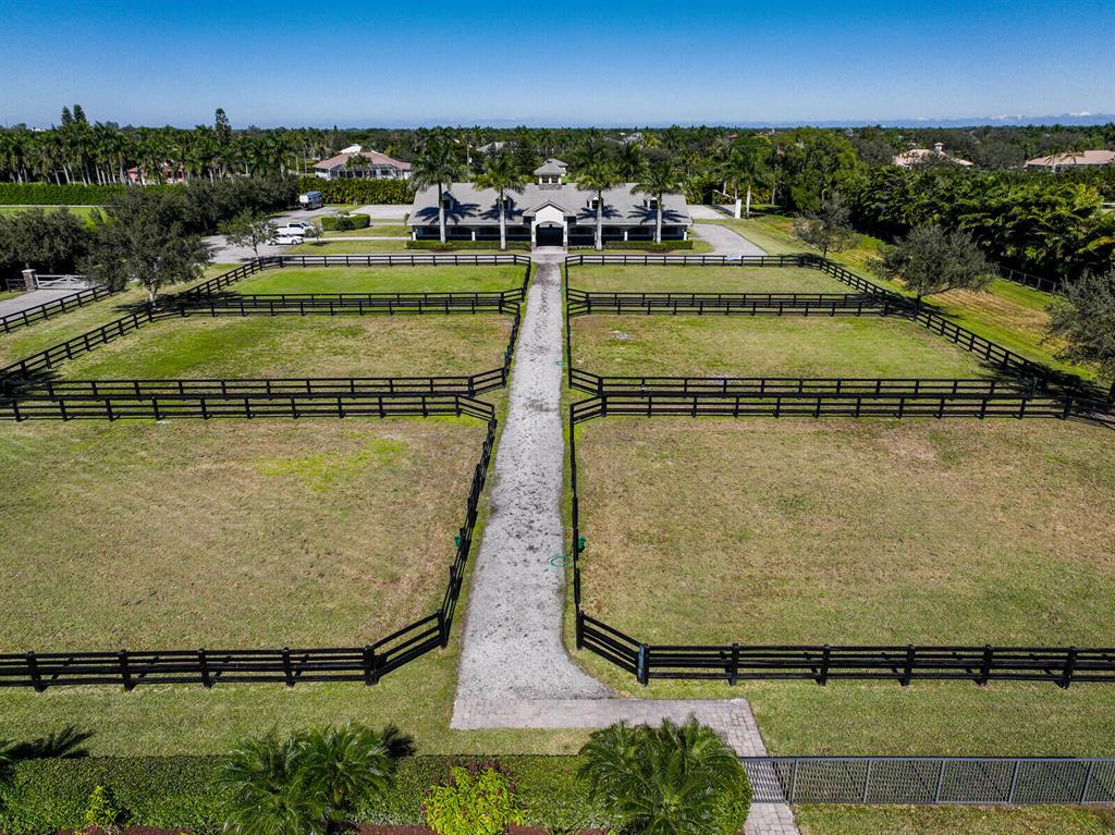 PALM BEACH POINT - Residential