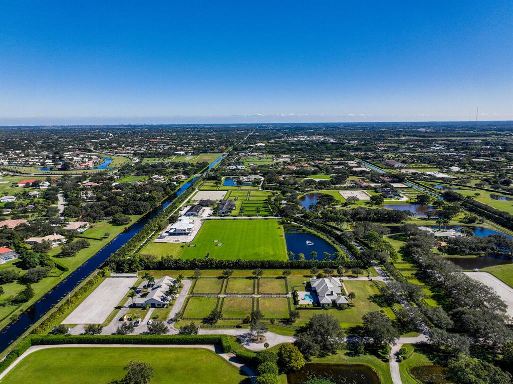 PALM BEACH POINT - Residential