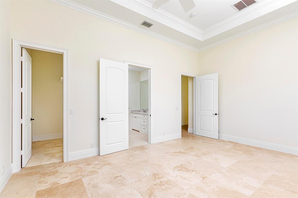 PALM BEACH POINT - Residential