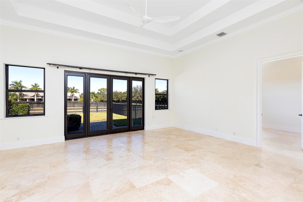 PALM BEACH POINT - Residential