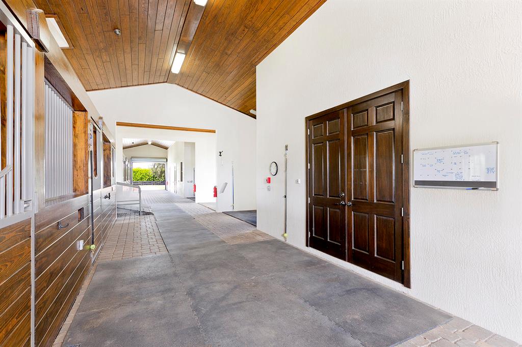 PALM BEACH POINT - Residential