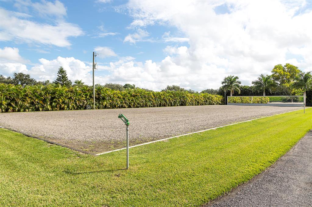 PALM BEACH POINT - Residential