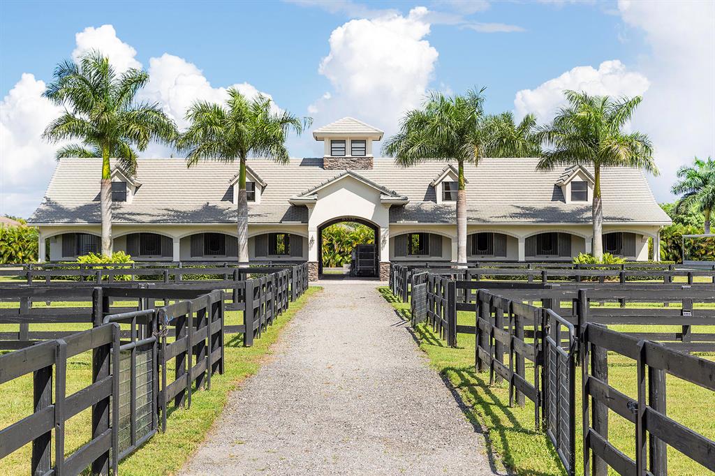 PALM BEACH POINT - Residential