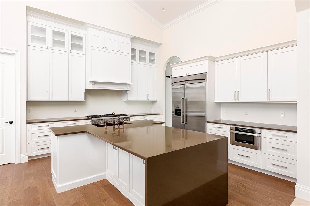 PALM BEACH POINT - Residential