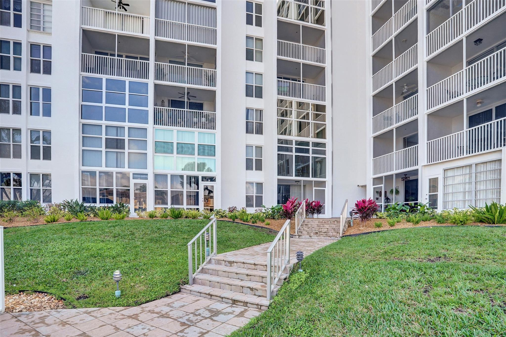 Delphi Towers - Residential