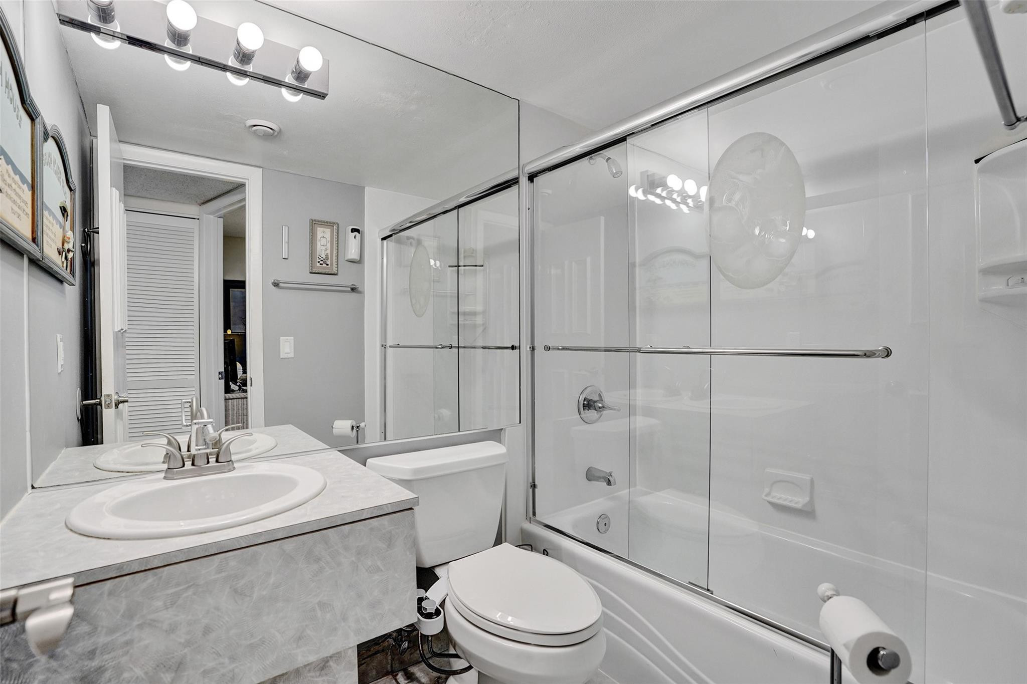 Delphi Towers - Residential