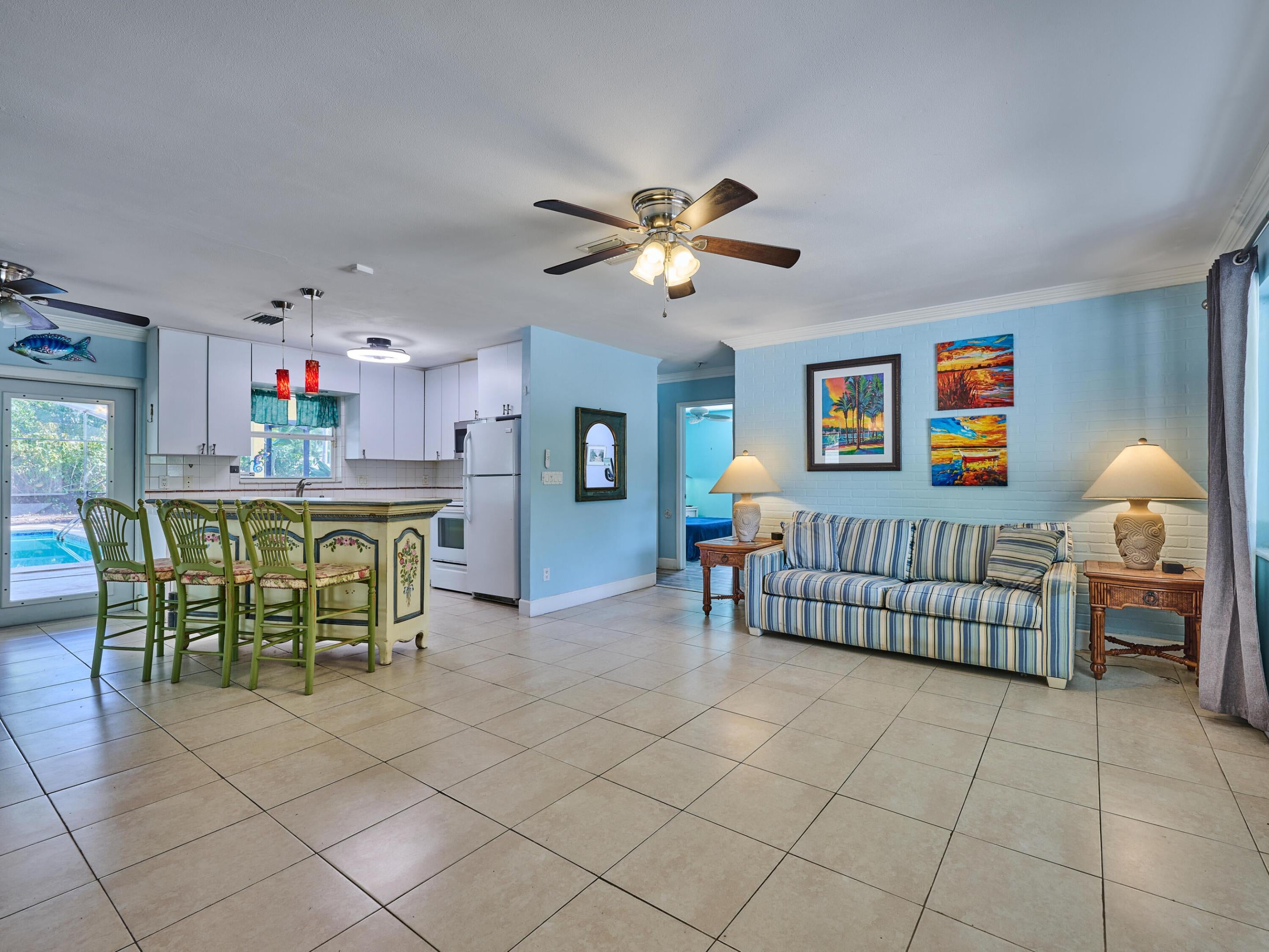 191 SE 27TH Avenue