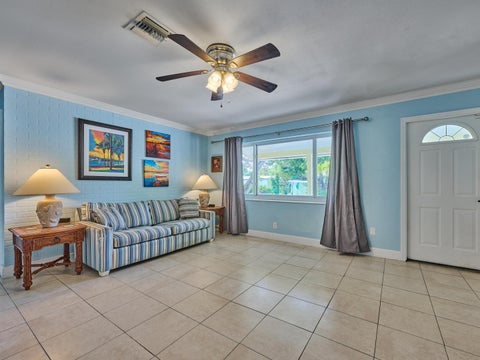Tiny photo for 191 SE 27TH Avenue, Boynton Beach, FL 33435 (MLS # B26070700)