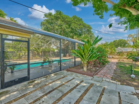 Tiny photo for 191 SE 27TH Avenue, Boynton Beach, FL 33435 (MLS # B26070700)