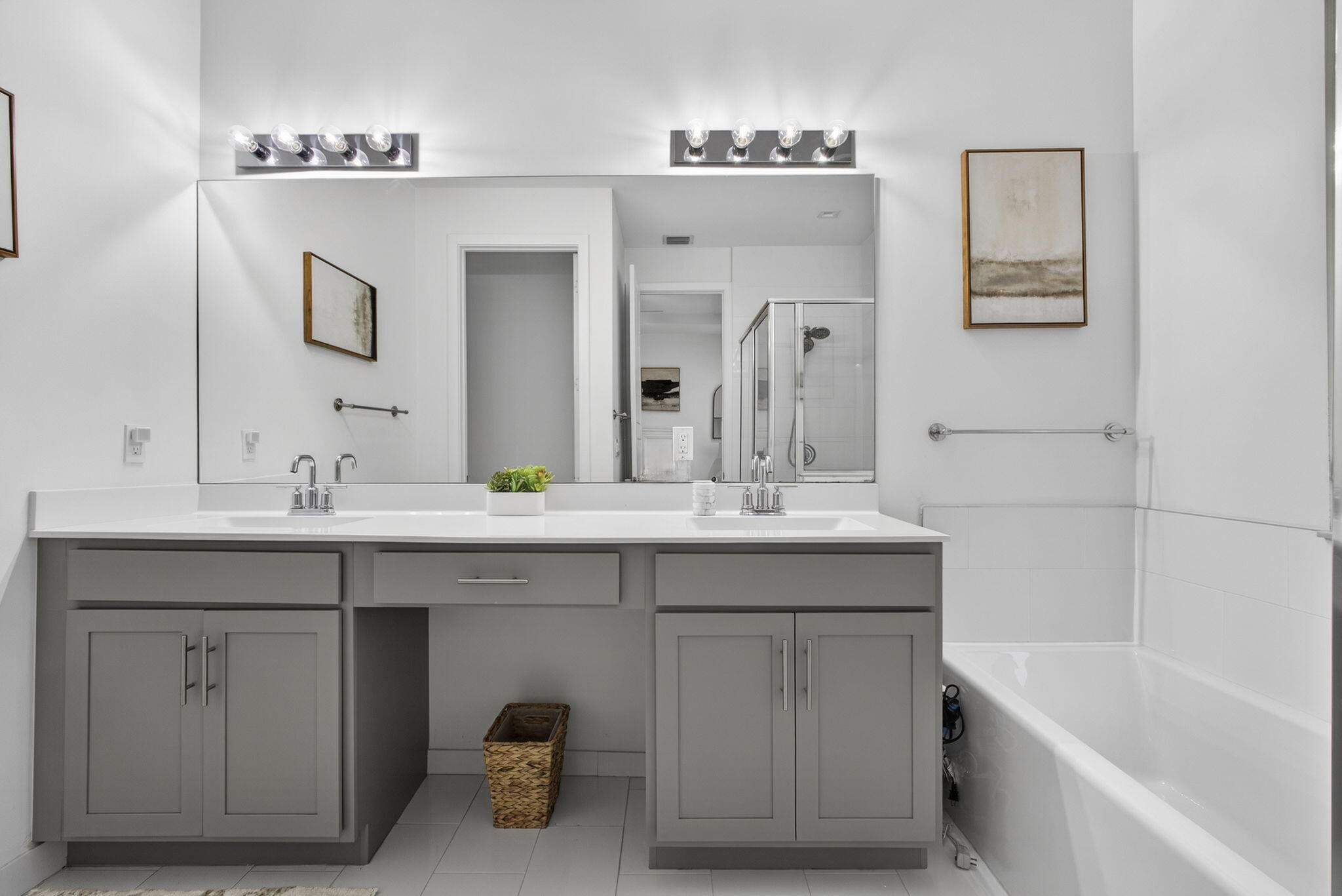 PIONEER ESTATES - Residential