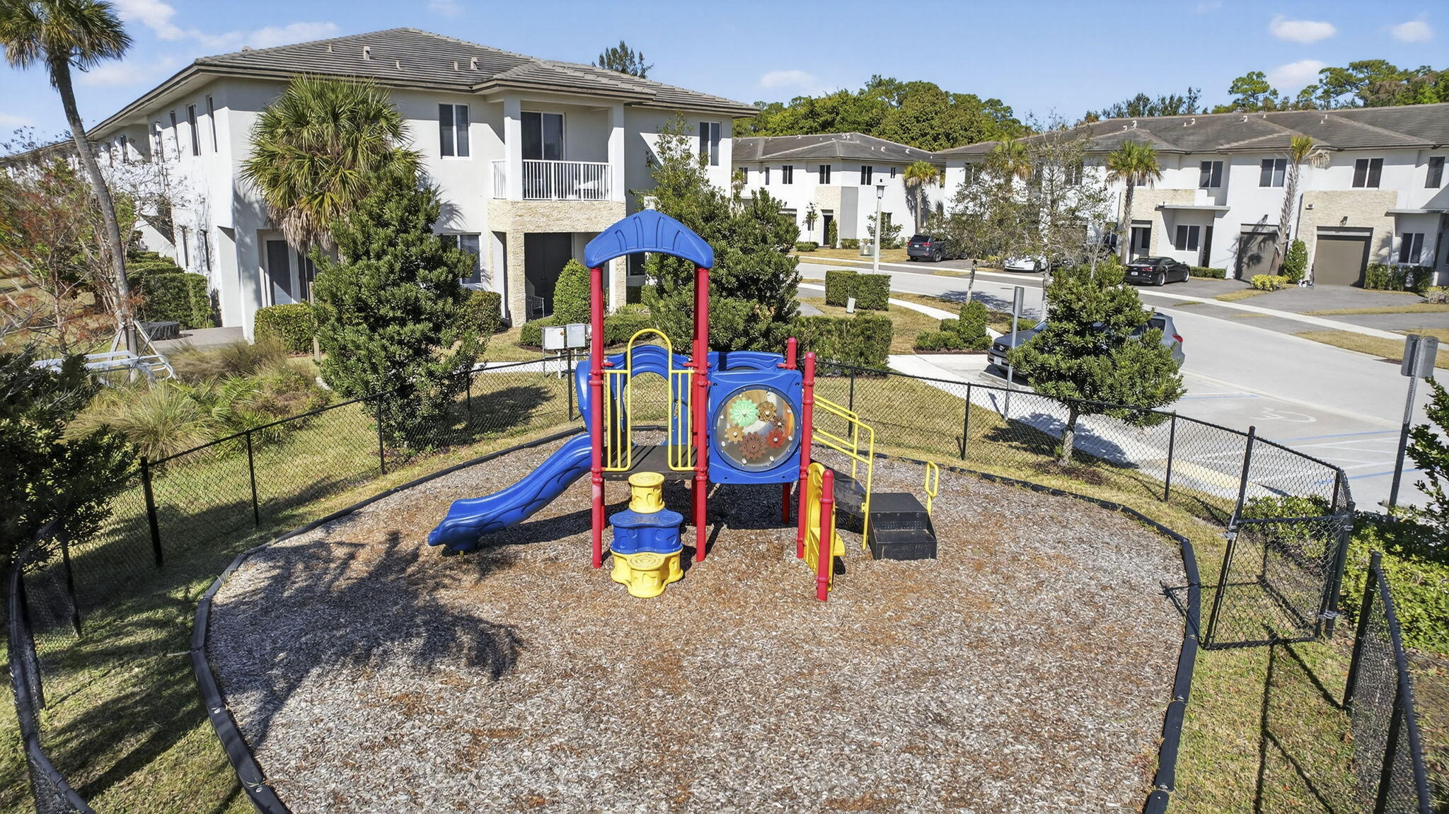 PIONEER ESTATES - Residential