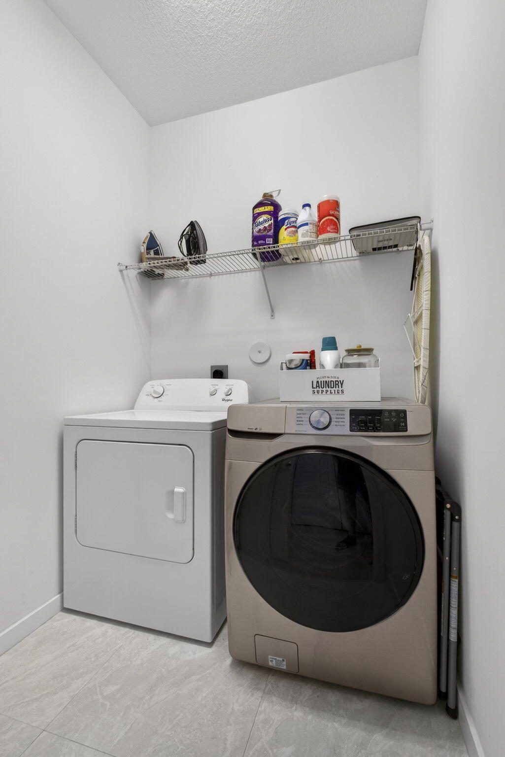 PIONEER ESTATES - Residential