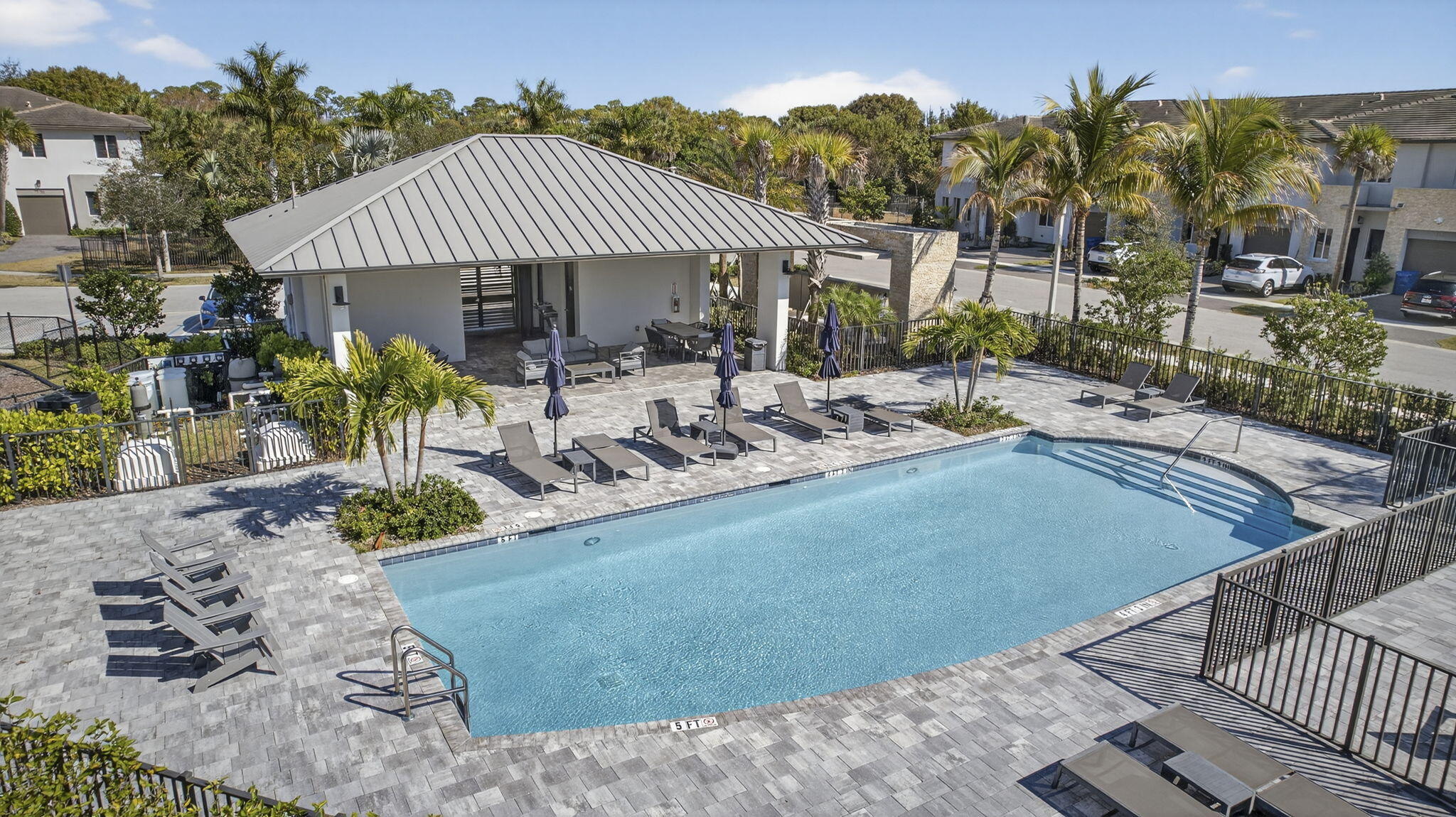 PIONEER ESTATES - Residential