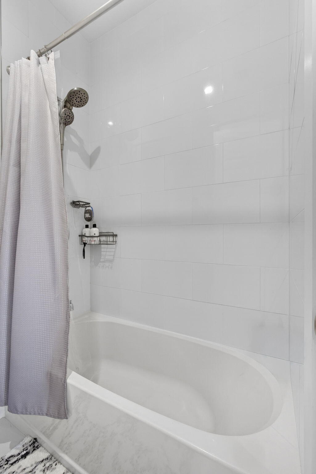 PIONEER ESTATES - Residential