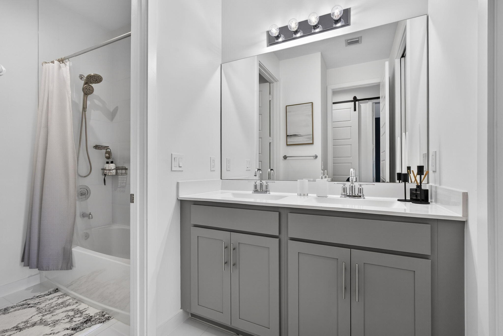 PIONEER ESTATES - Residential