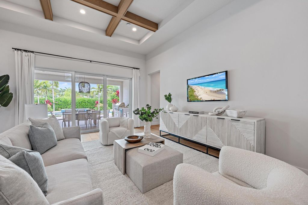 Photo of 9142 Crestview Circle, Palm Beach Gardens, FL 33412 (MLS # R11076774)