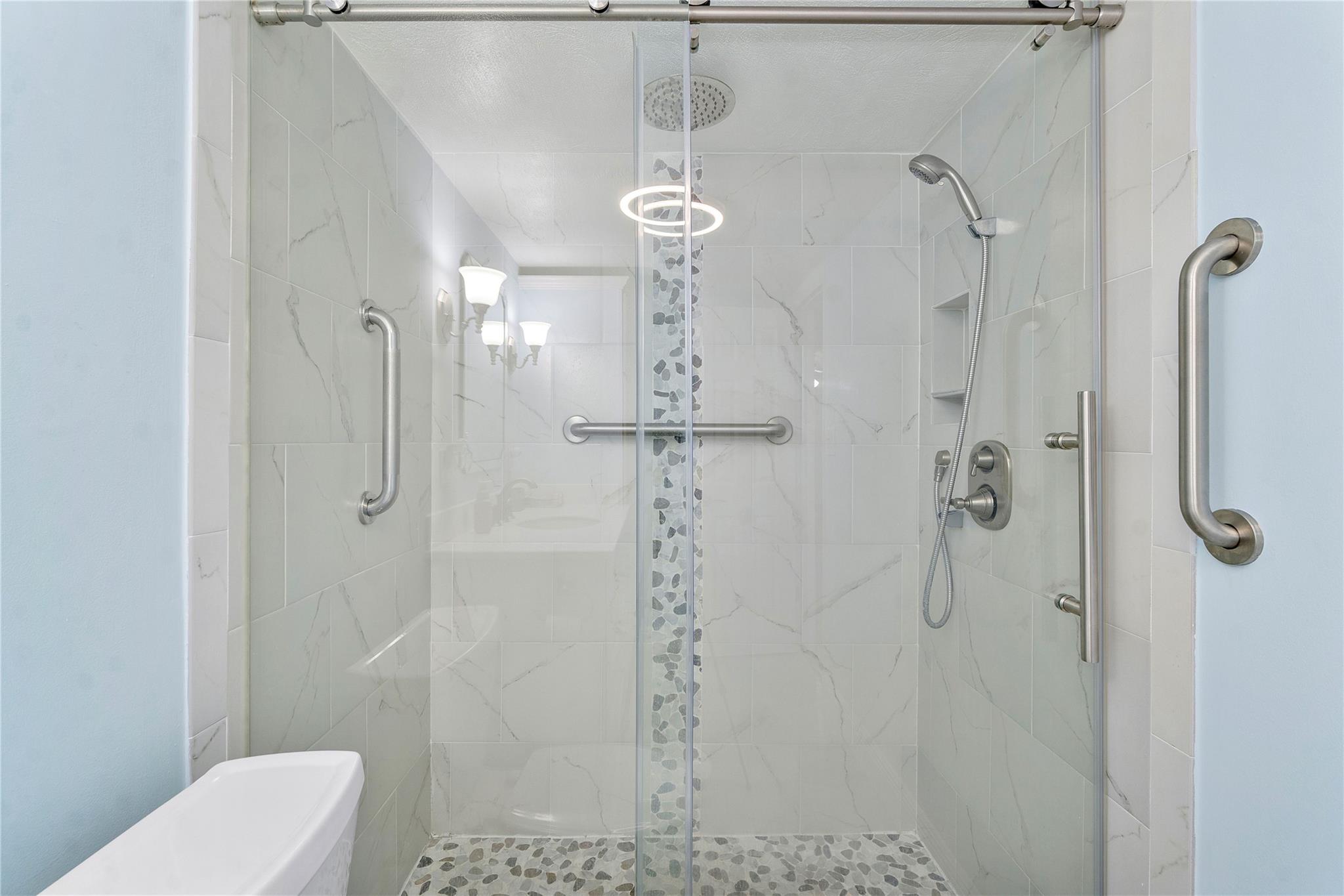 CROWN COLONY CLUB CONDO - Residential