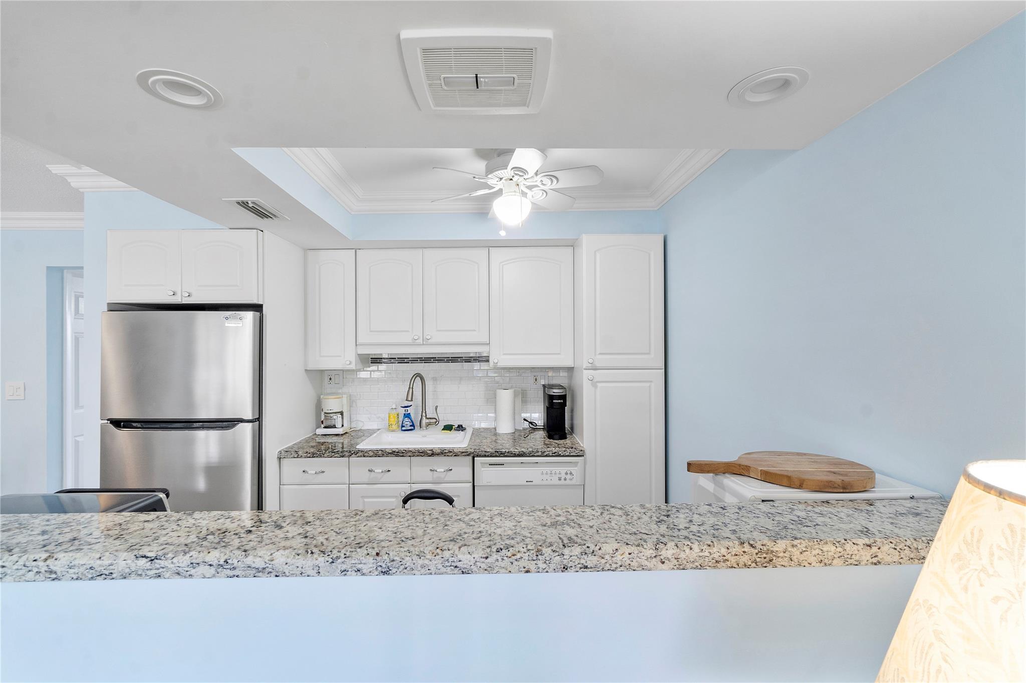 CROWN COLONY CLUB CONDO - Residential