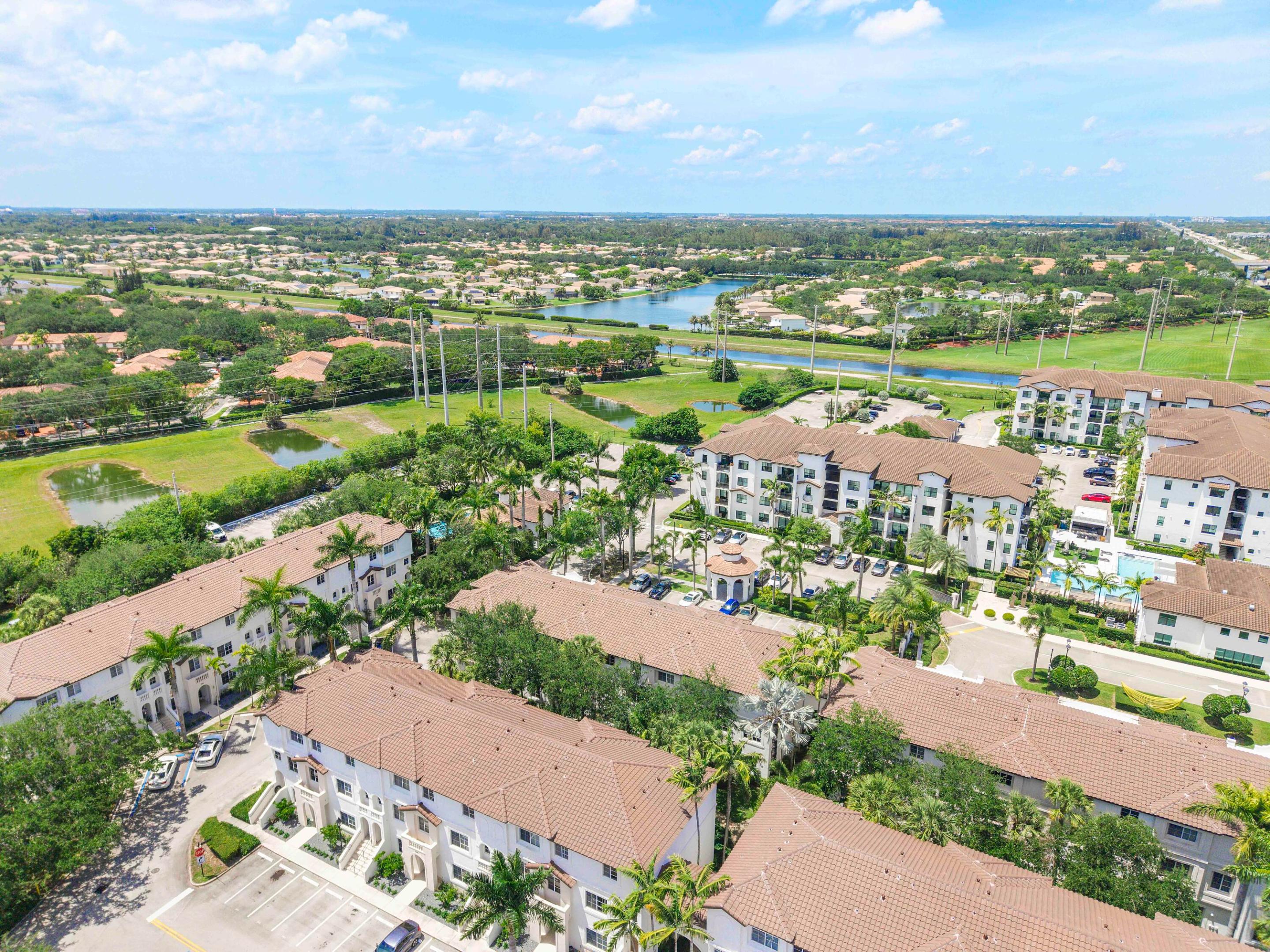 BOARDWALK AT VIZCAYA CONDO - Residential