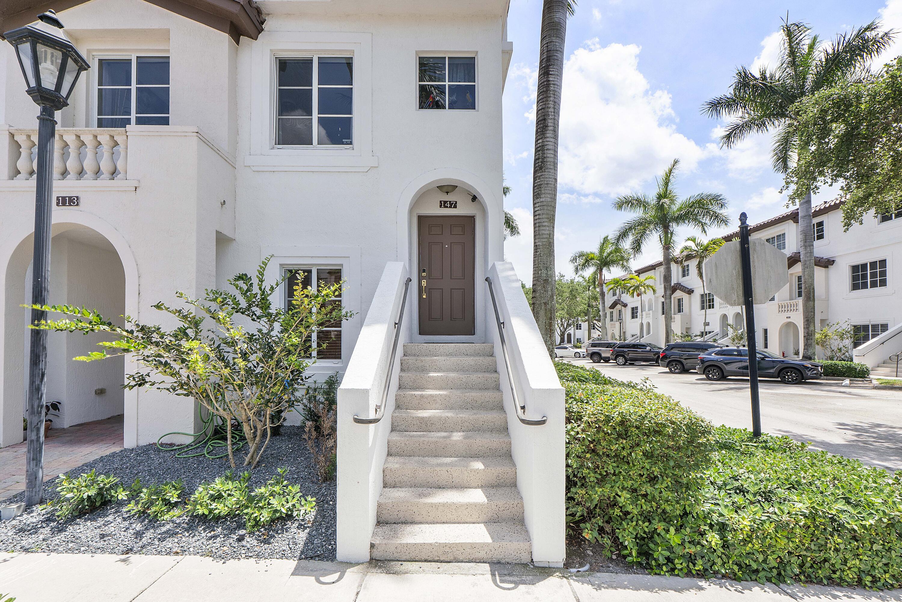 BOARDWALK AT VIZCAYA CONDO - Residential