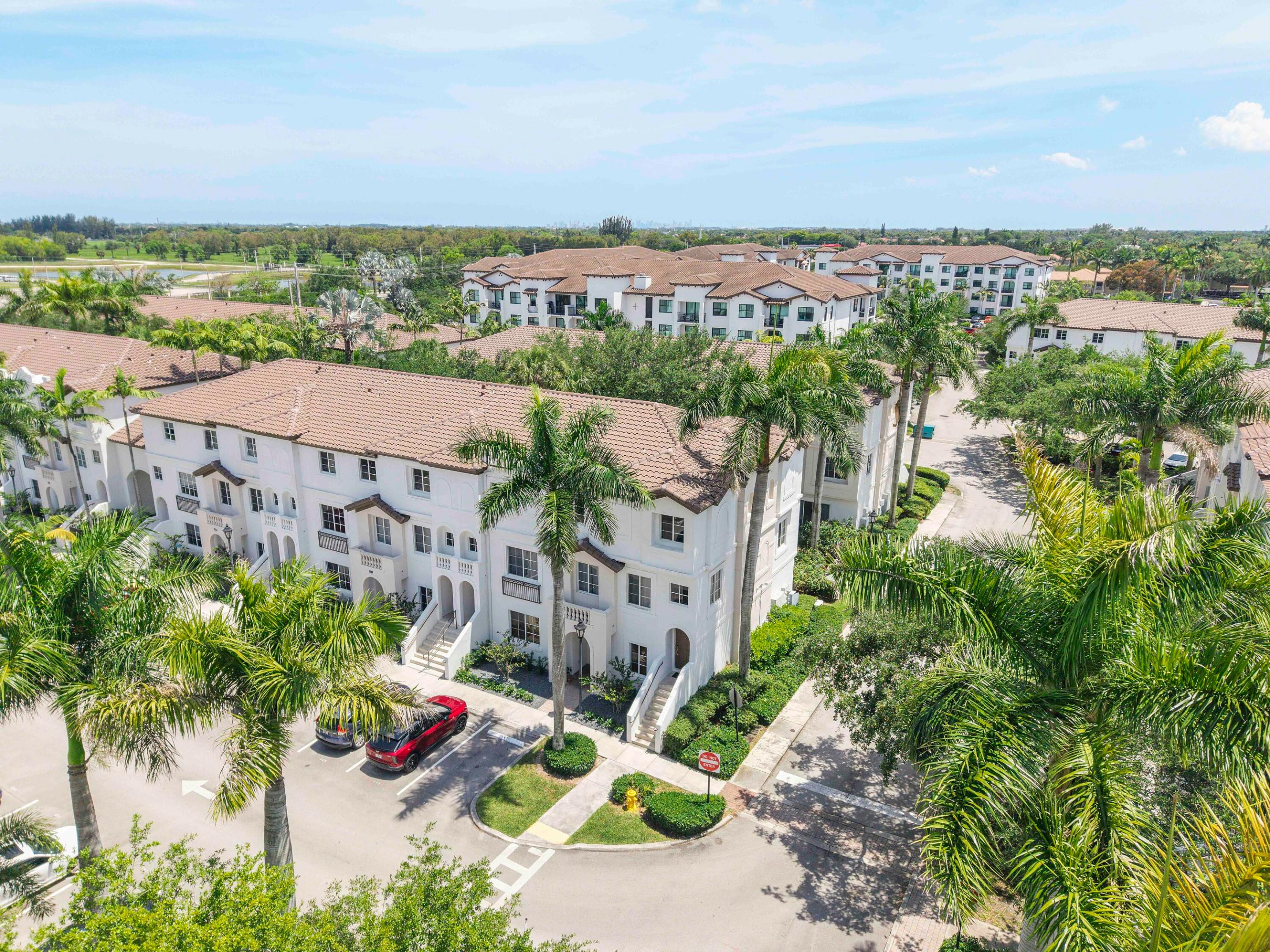 BOARDWALK AT VIZCAYA CONDO - Residential