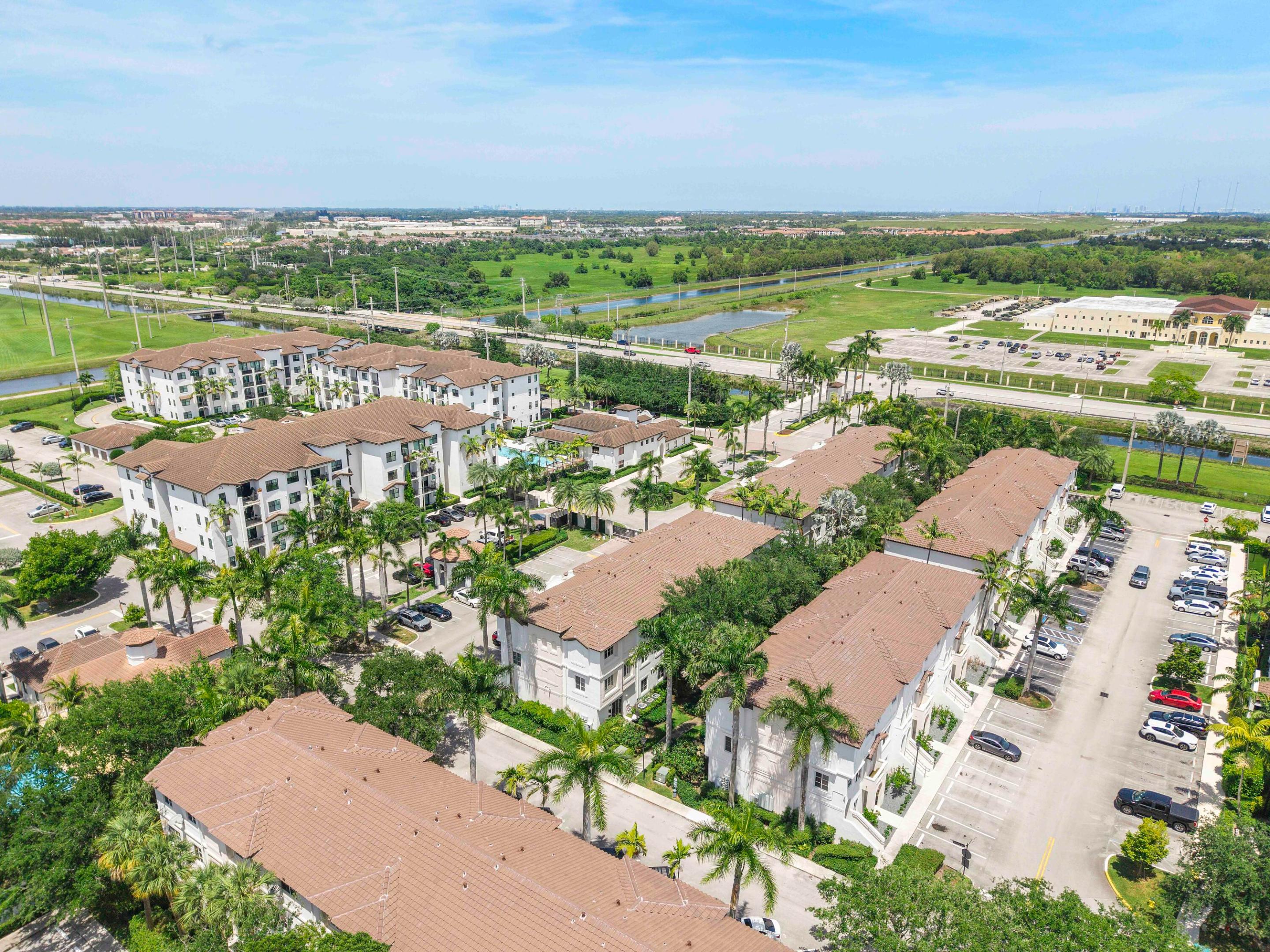 BOARDWALK AT VIZCAYA CONDO - Residential