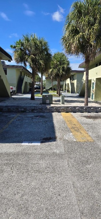 Radio Gardens Resub - Residential Lease