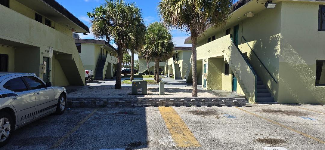 Radio Gardens Resub - Residential Lease