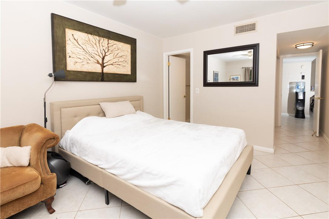 76 Isle Of Venice - Residential