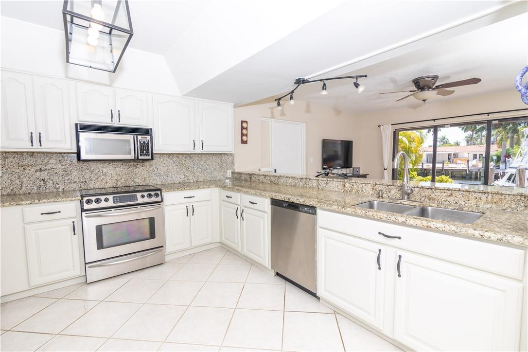 76 Isle Of Venice - Residential