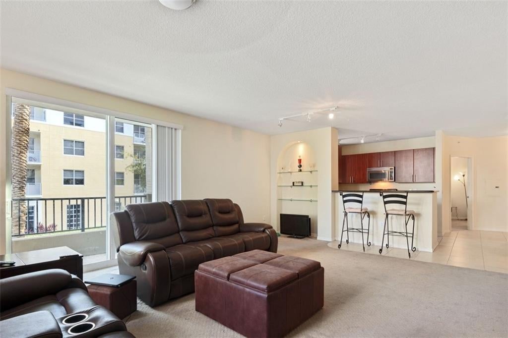 Lauderdale One - Residential