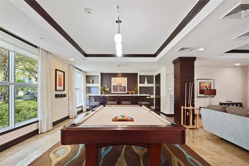 Lauderdale One - Residential