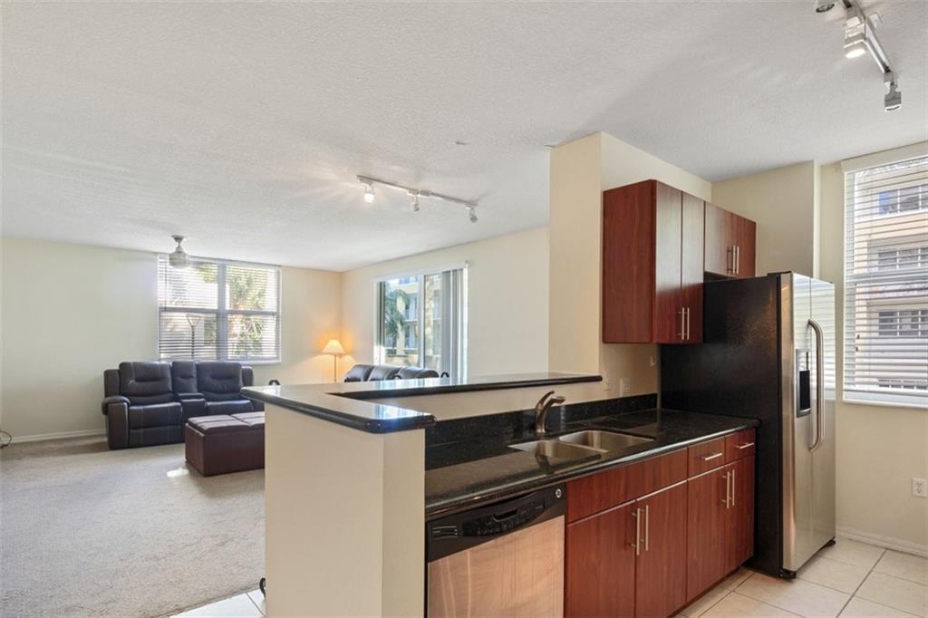 Lauderdale One - Residential