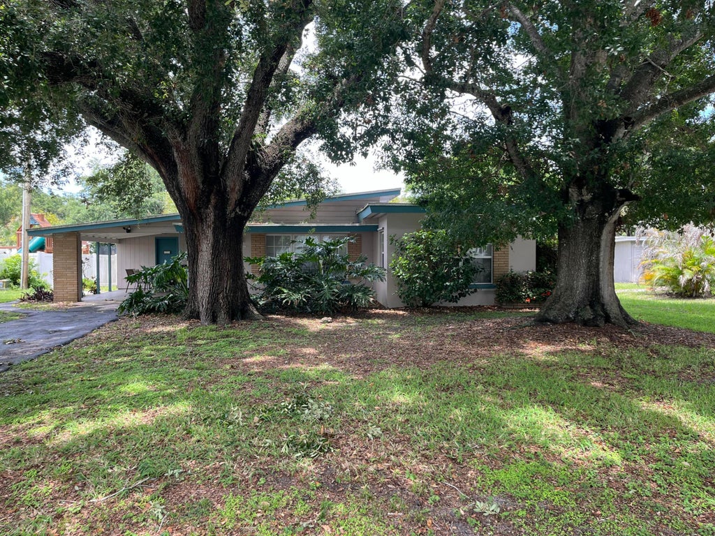 Photo of 2456 Cortez Avenue, Vero Beach, FL 32960 (MLS # B26040977)