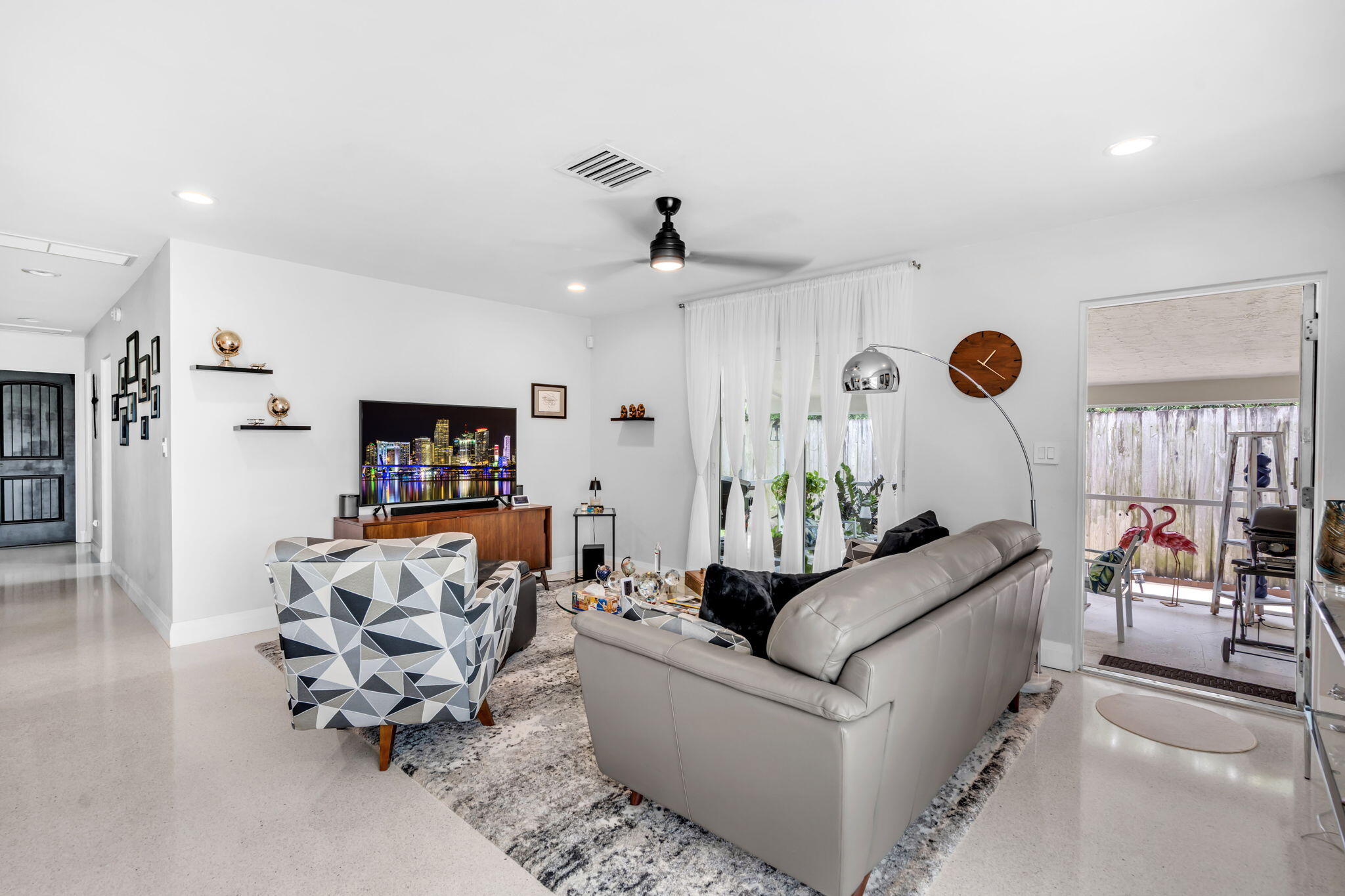 1608 NE 14th Terrace