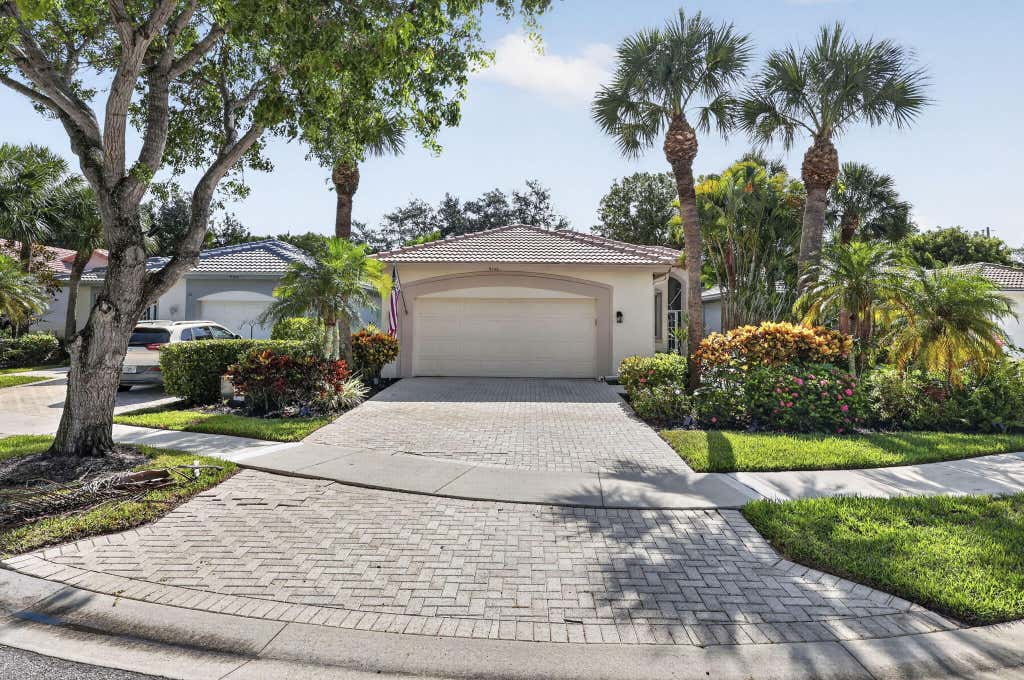 Photo of 9106 BAY POINT Circle, West Palm Beach, FL 33411 (MLS # B26069055)