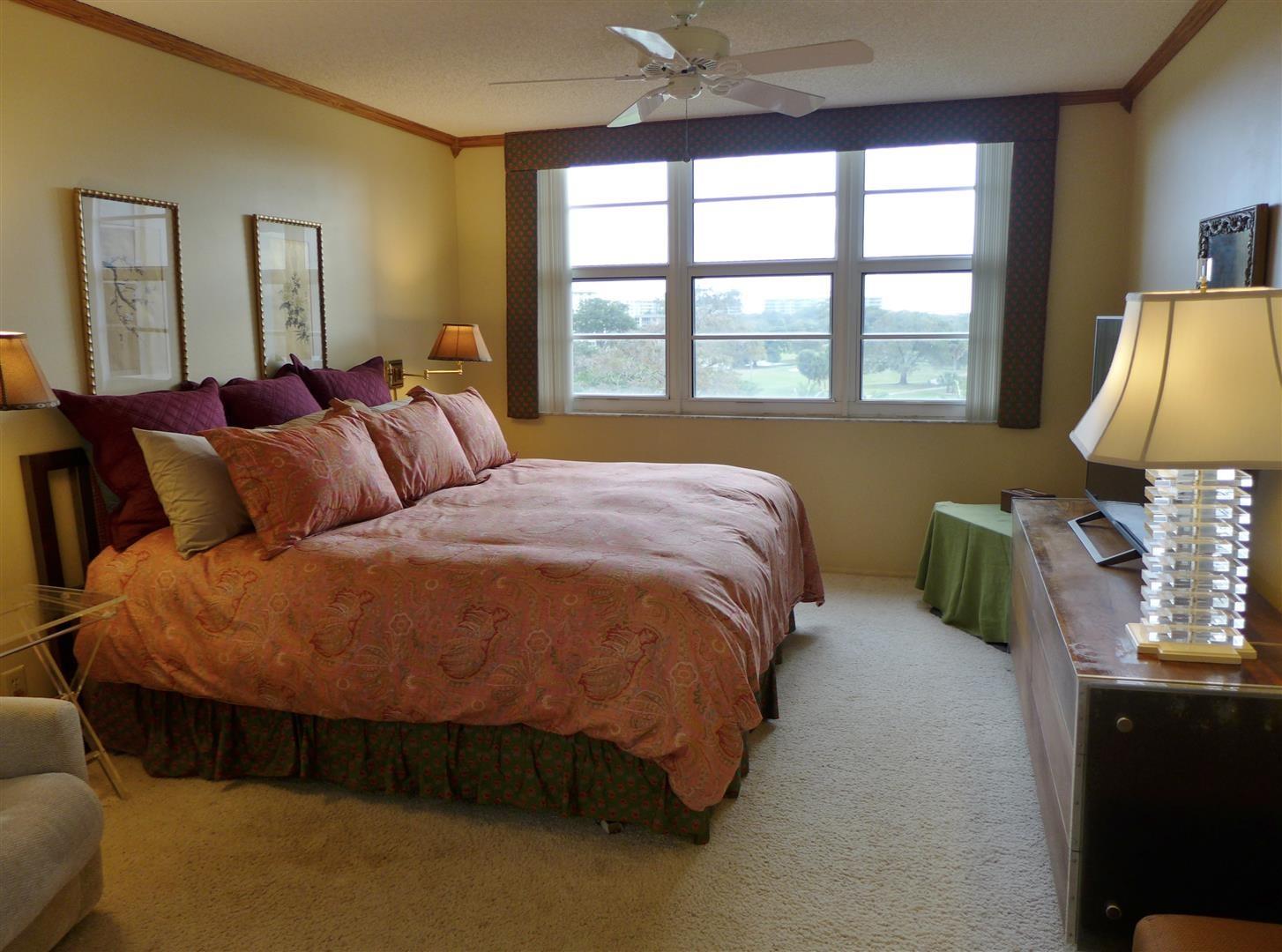 PALM AIRE COUNTRY CLUB - Residential