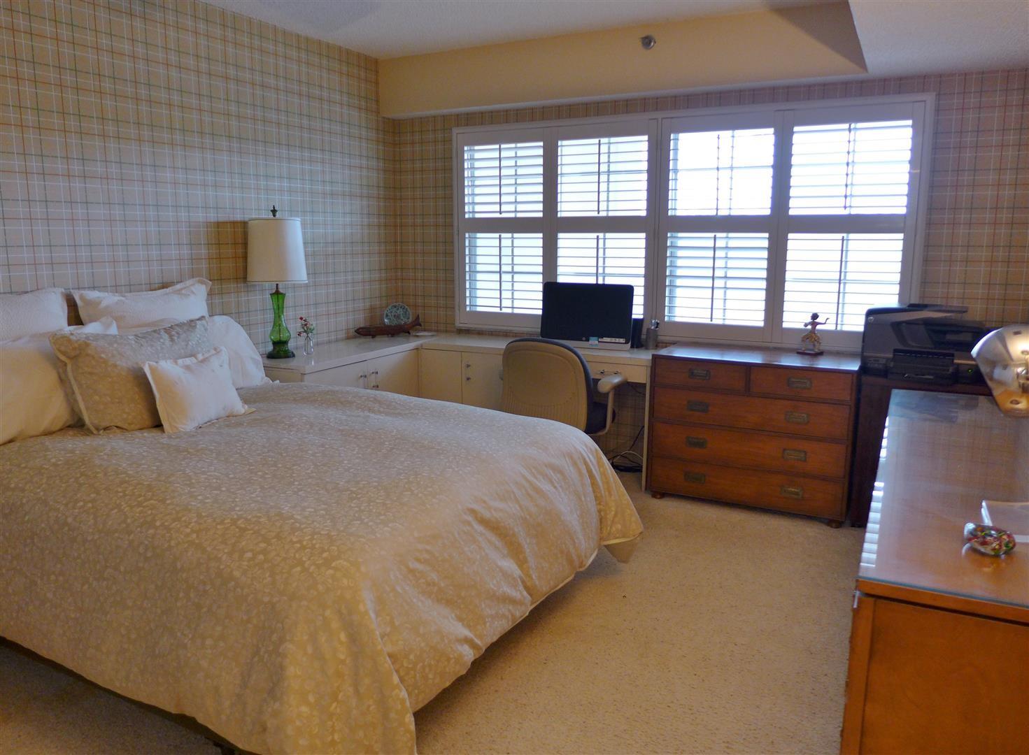PALM AIRE COUNTRY CLUB - Residential